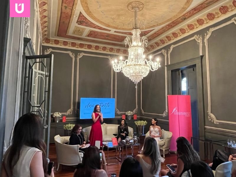 Lucy Lara presentó en Puebla las 65 nuevas reglas del poder femenino