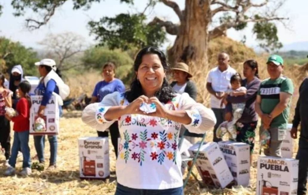 Ana Laura Altamirano titular confirma aspiraciones políticas, pero prioriza trabajo en el campo poblano Ana Laura Altamirano titular confirma aspiraciones políticas, pero prioriza trabajo en el campo poblano