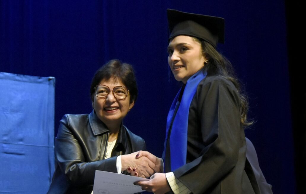 Las modalidades alternativas brindan oportunidades de estudio a los jóvenes: Rectora Lilia Cedillo Las modalidades alternativas brindan oportunidades de estudio a los jóvenes: Rectora Lilia Cedillo