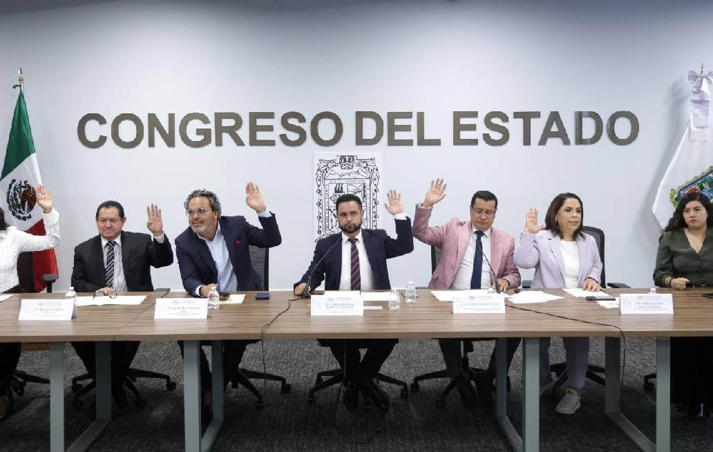  Comisión del Congreso de Puebla avala reformas para establecer