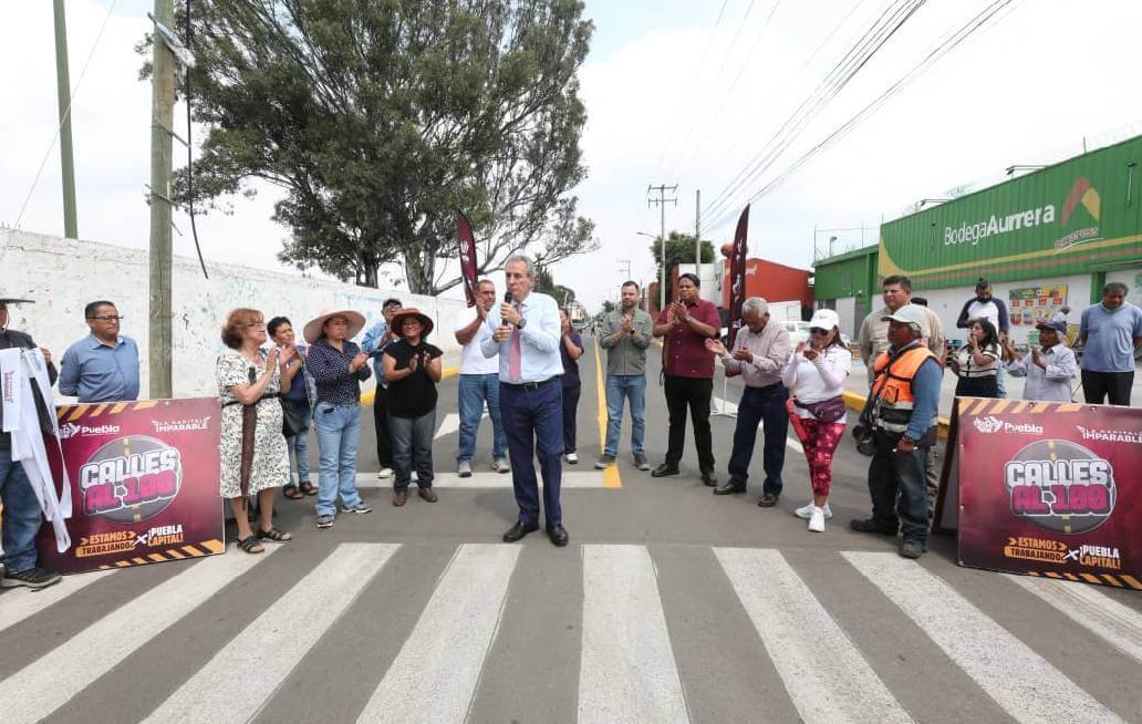 Con el Tren Capitalino de Pavimentación, Chedraui entrega