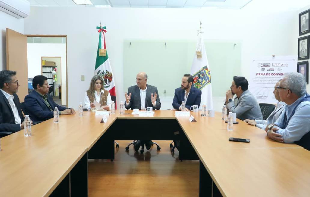 Gobierno de Puebla y Canagraf fortalecen la marca Puebla