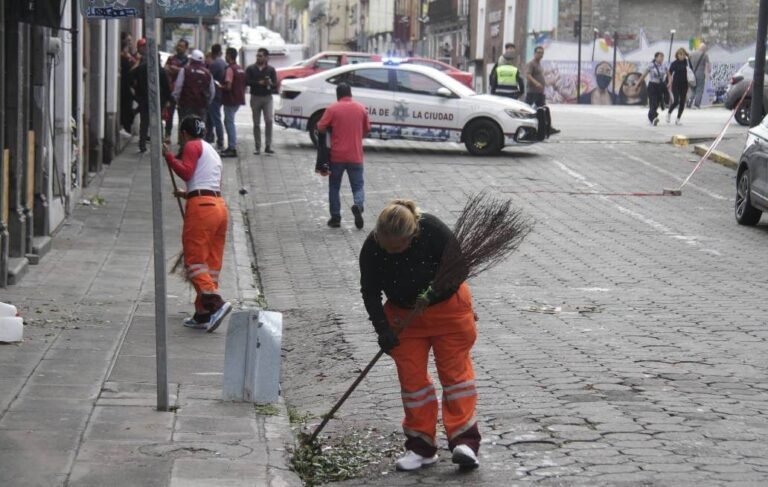 Ayuntamiento de Puebla continúa con labores de limpieza
