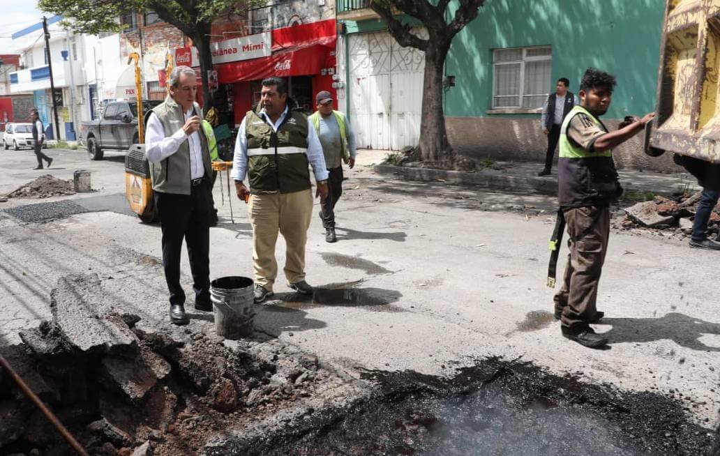 Mantiene Chedraui acciones de bacheo para fortalecer la movilidad urbana en la capital poblana Mantiene Chedraui acciones de bacheo para fortalecer la movilidad urbana en la capital