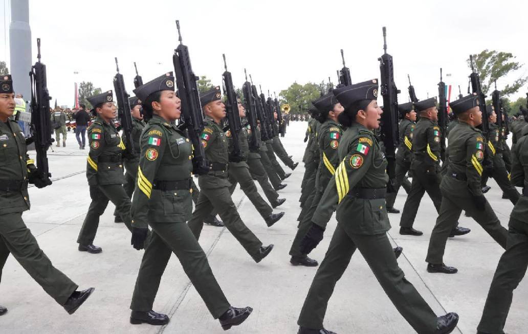 Mil 176 elementos concluyeron su formación como sargentos primeros y segundos en Guardia Nacional en Puebla Mil 176 elementos concluyeron su formación como sargentos