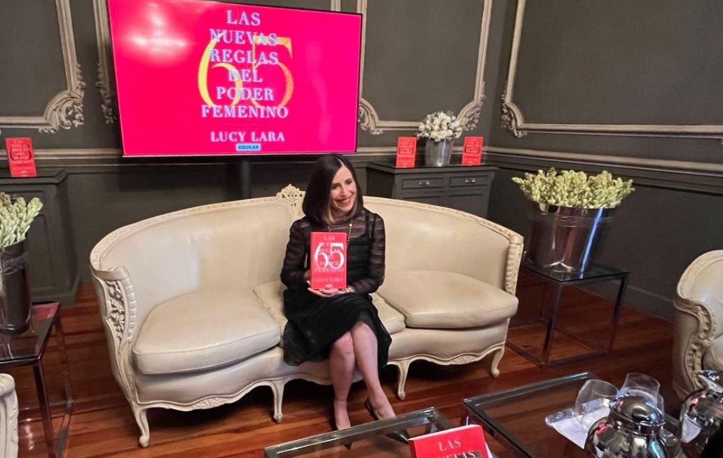 Lucy Lara presentó en Puebla las 65 nuevas reglas del poder femenino