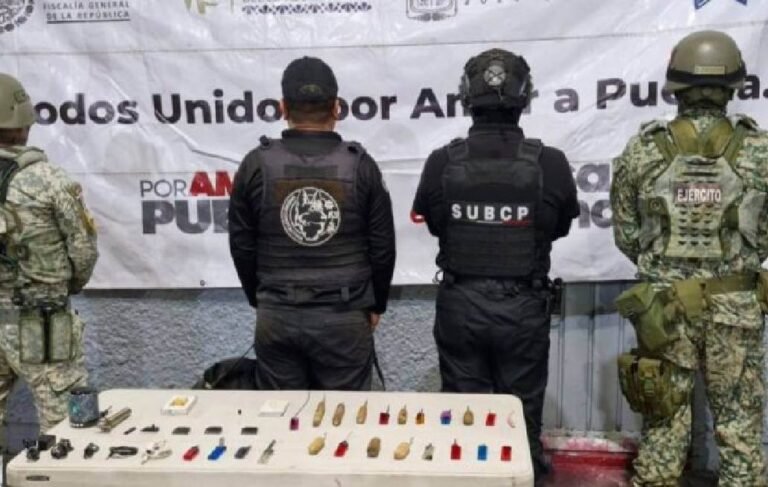 Realizan operativo de revisión en el penal de Cholula