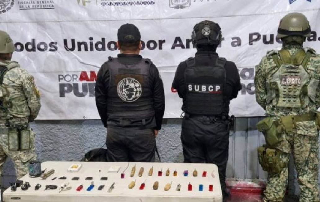 Realizan operativo de revisión en el penal de Cholula