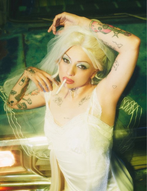 Mon Laferte nos acaba de entregar el disco que necesitábamos