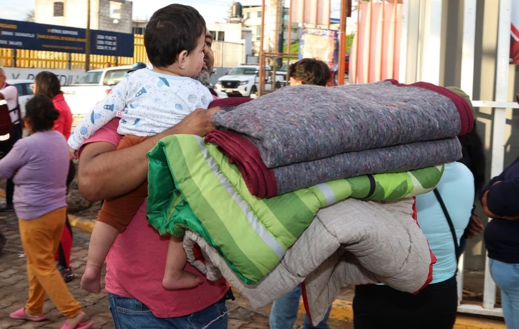 Atiende SEDIF a familias de Santa Clara Ocoyucan afectadas por desbordamiento del Atoyac Atiende SEDIF a familias de Santa Clara Ocoyucan afectadas por desbordamiento del Atoyac