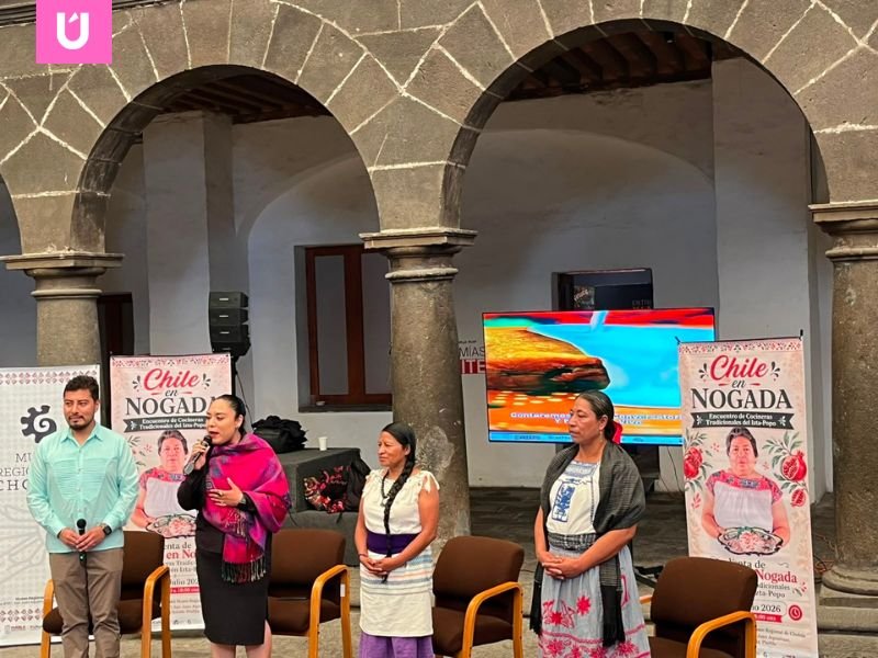 Encuentro de Cocineras Tradicionales del Izta-Popo, CHILES EN NOGADA