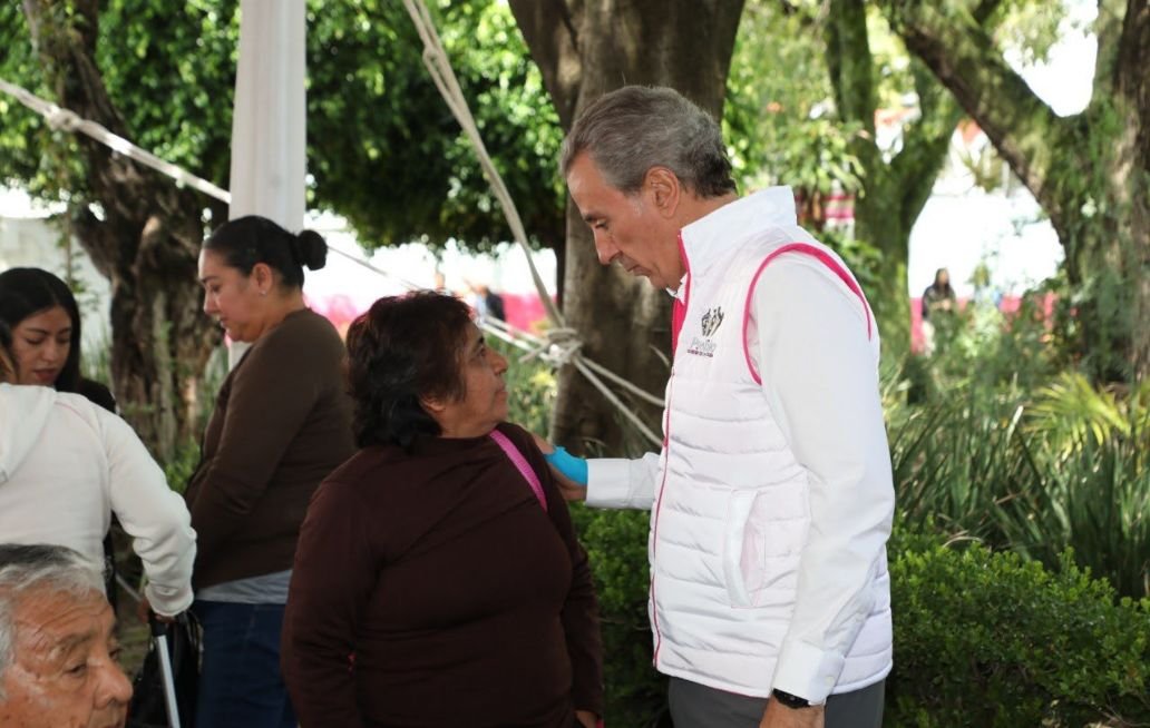 Chedraui entrega 50 aparatos auditivos para mejorar la calidad de vida de personas con discapacidad auditiva Chedraui entrega 50 aparatos auditivos para mejorar la calidad de vida de personas con discapacidad auditiva