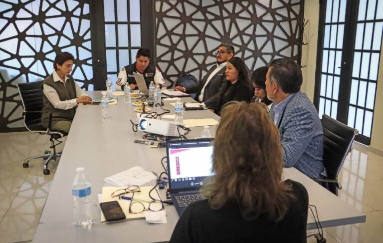 Fortalece Omar Muñoz transparencia y buen gobierno