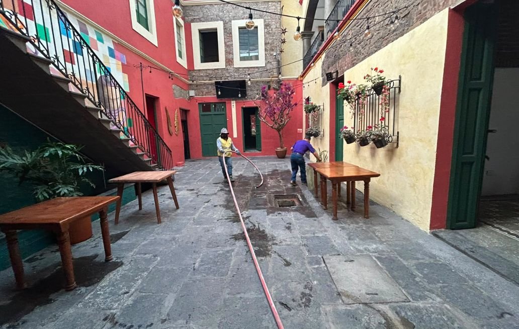 Gobierno de la Ciudad de Puebla mantiene atención permanente a zonas afectadas por lluvias en el Centro Histórico Gobierno de la Ciudad de Puebla mantiene atención permanente a zonas afectadas por lluvias en el Centro Histórico