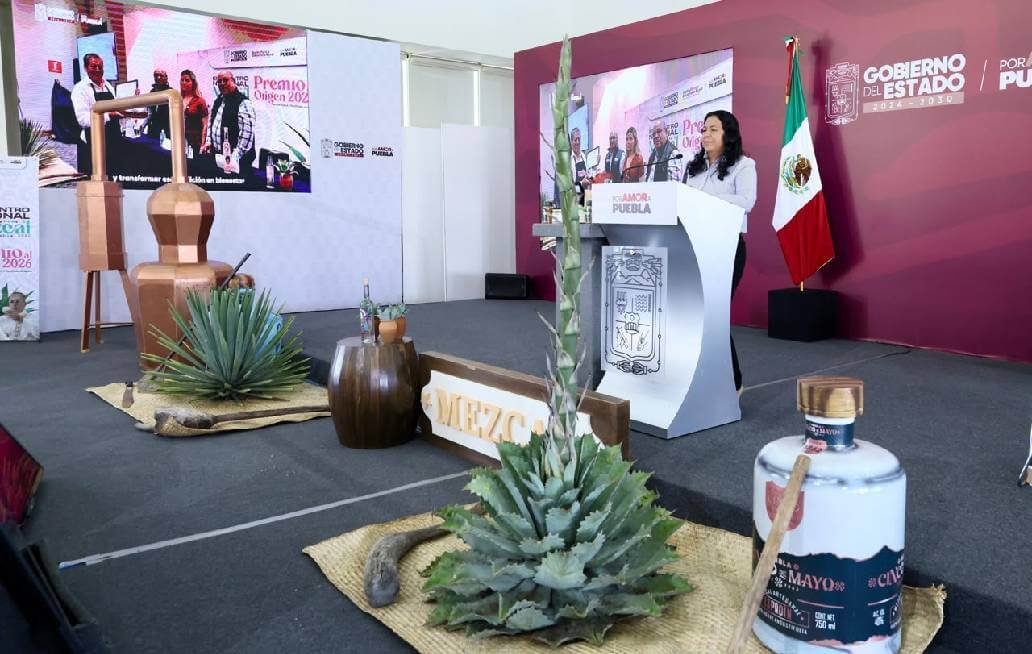 Gobierno estatal reconoce la excelencia del mezcal poblano con “Premio al Origen 2026” Gobierno estatal reconoce la excelencia del mezcal poblano