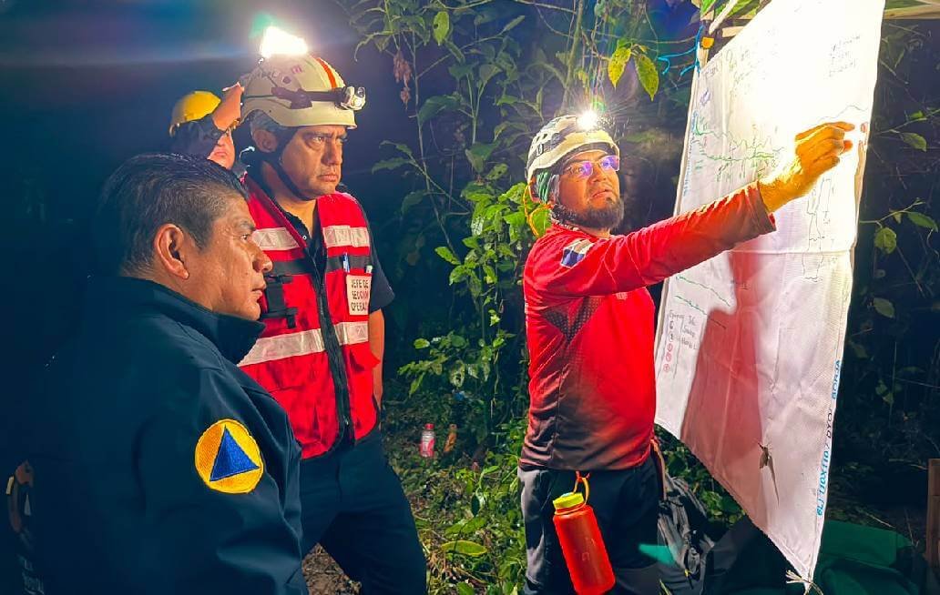 Localizan dos cuerpos en Grutas de Chichicazapa