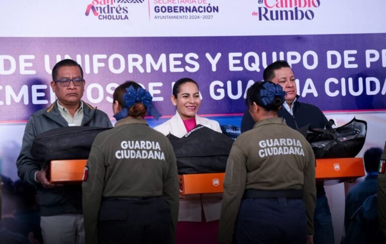 Dignifica la presidenta municipal a la Guardia Ciudadana de San Andrés Cholula