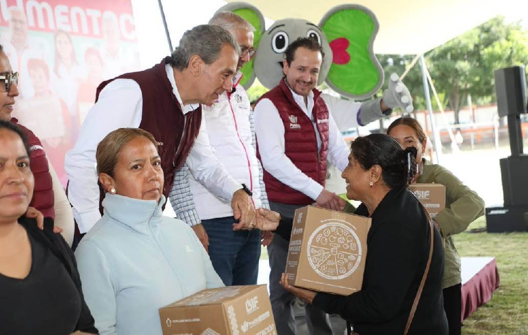 Pepe Chedraui entrega más de 4 mil despensas a familias