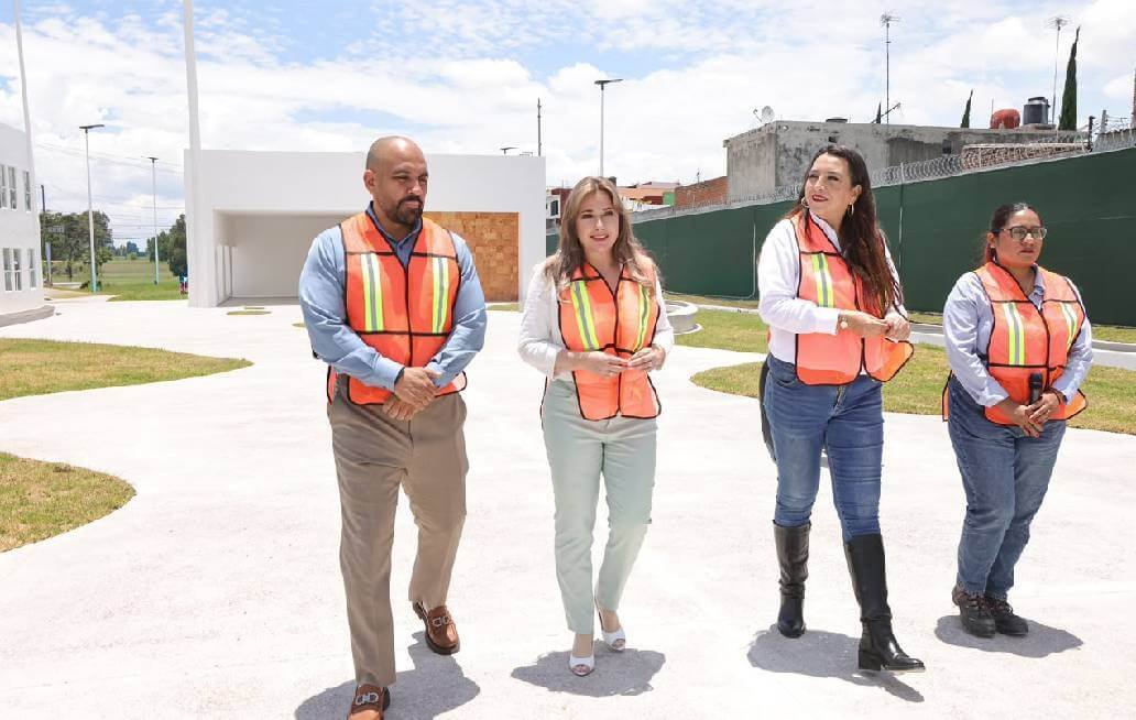 Supervisa la presidenta del SEDIF Puebla avance de la construcción de la Casa del Abue Oriente Supervisa la presidenta del SEDIF Puebla avance de la construcción