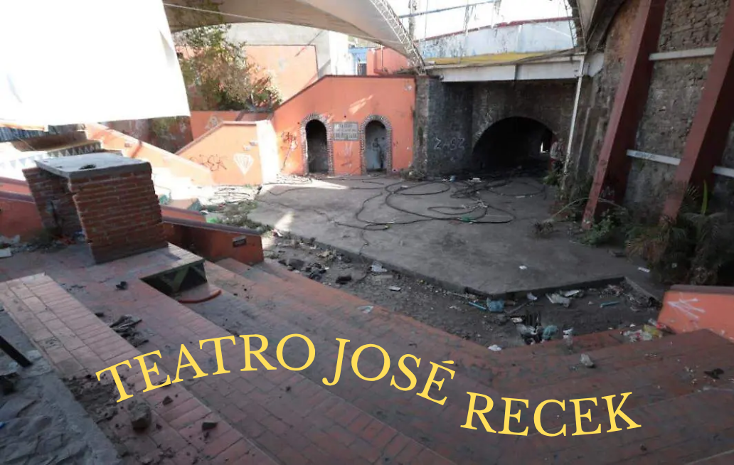 Autoridades abandonan Teatro José Recek y la sociedad pierde un espacio más Autoridades abandonan Teatro José Recek y la sociedad pierde un espacio más