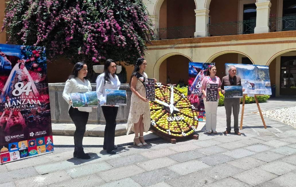 Zacatlán de las Manzanas se prepara para la 84.ª edición de la Gran Feria de la Manzana Zacatlán de las Manzanas se prepara para la 84.ª edición