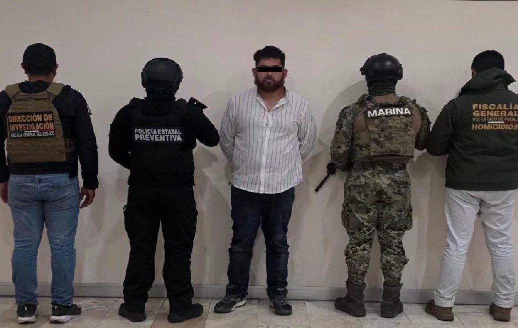 Detienen a integrante de grupo delincuencial responsable de auto incendiado en el Periférico Detienen a integrante de grupo delincuencial responsable de auto incendiado en el Periférico
