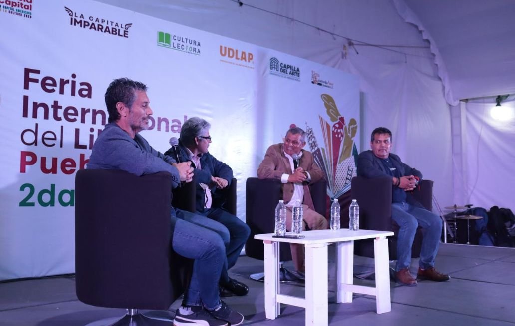Los libros también comparten historia de vida en la FILIP 2026 Feria del libro