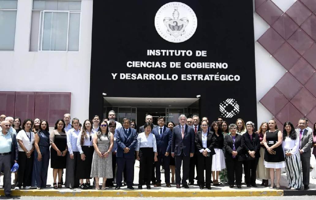 Preside Rectora Lilia Cedillo Tercer Informe de Labores en el ICGDE Preside Rectora Lilia Cedillo Tercer Informe de Labores