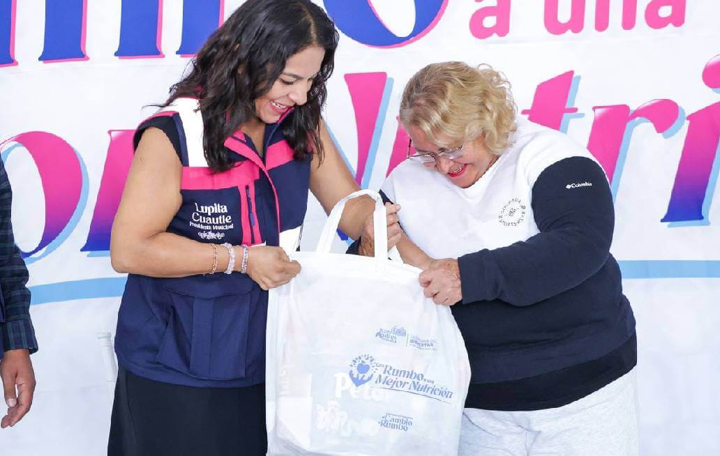 Acerca presidenta municipal apoyos alimentarios a más de 3 mil familias de San Andrés Cholula Acerca presidenta municipal apoyos alimentarios a más de 3 mil
