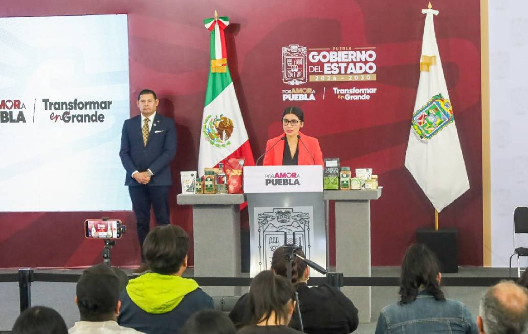 Gabriela «La Bonita» Sánchez renuncia a la Secretaría de Deporte y Juventud para buscar la alcaldía de Puebla Gabriela «La Bonita» Sánchez renuncia a la Secretaría de Deporte y Juventud para buscar la alcaldía de Puebla