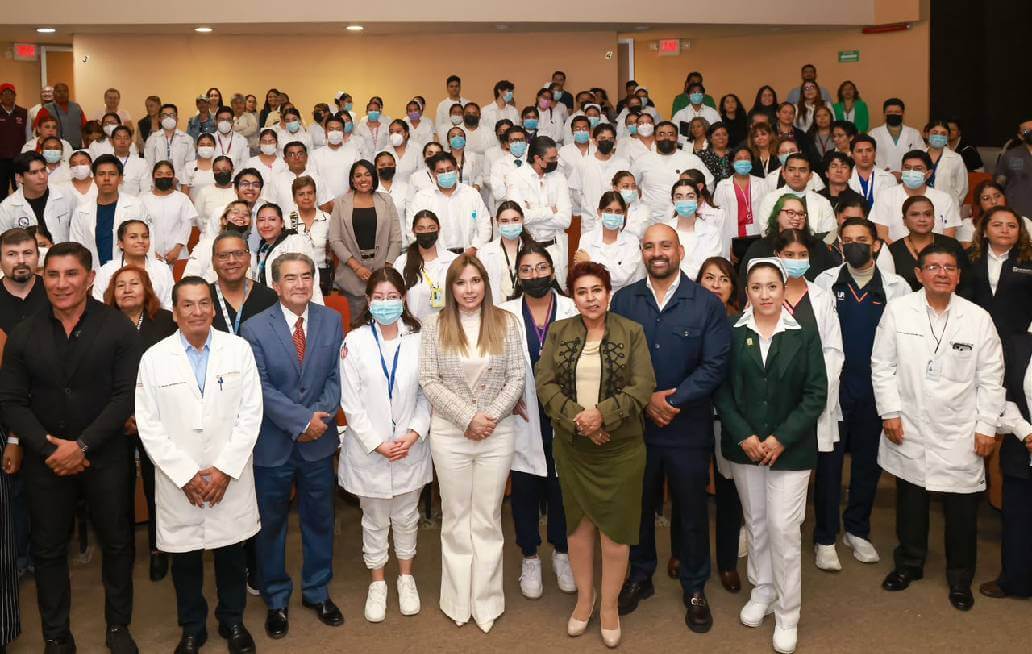 Presidenta del SEDIF Puebla encabeza entrega de insumos y equipo biomédico al Hospital General Zona Norte Presidenta del SEDIF Puebla encabeza entrega de insumos