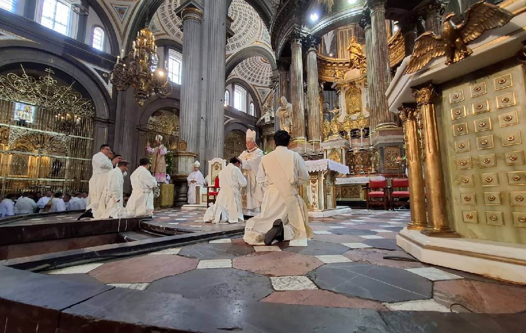 10 nuevos sacerdotes ordenados en la Catedral de Puebla