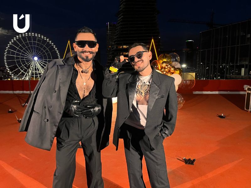 los brofluencers, xmas aura