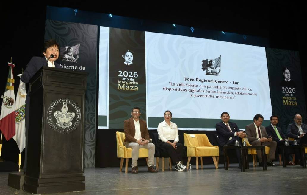  Analizan el impacto de dispositivos digitales en niños y jóvenes