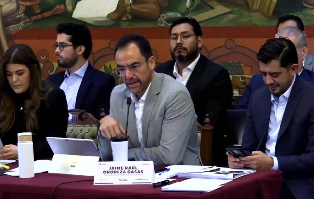 Jaime Oropeza presenta su segundo informe al frente de Economía