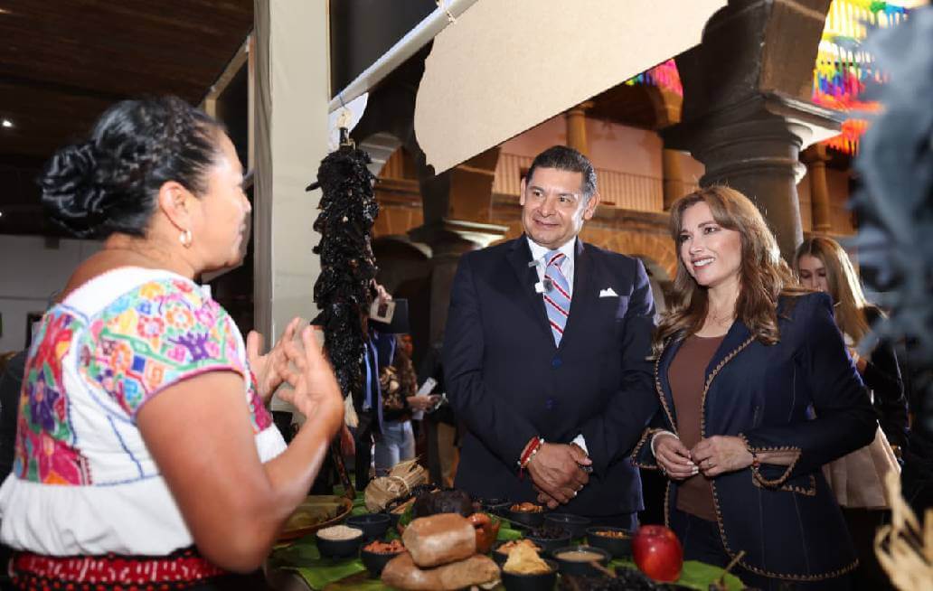 Mole Poblano, símbolo de identidad y patrimonio gastronómico