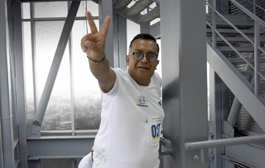 Participa la comunidad BUAP en la “Carrera vertical 2026”