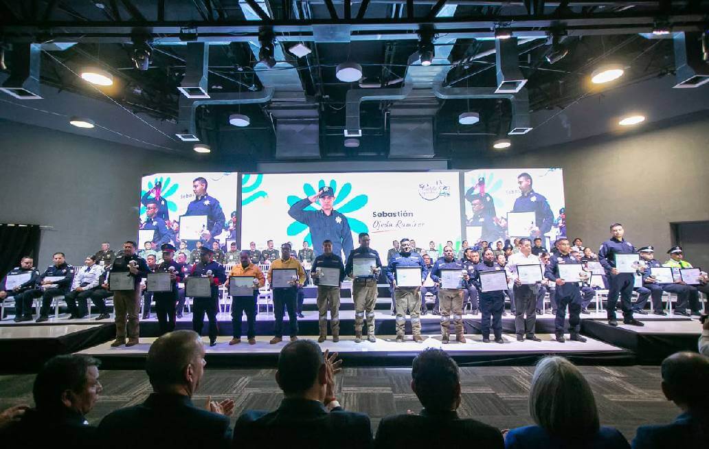 Puebla agradece reconoce la vocación y entrega de 68 servidores