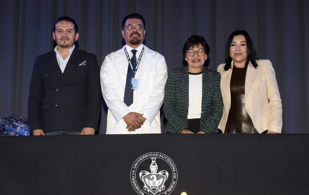 Reconoce Rectora Lilia Cedillo a médicas y médicos del Hospital Universitario de Puebla Reconoce Rectora Lilia Cedillo a médicas y médicos del HU