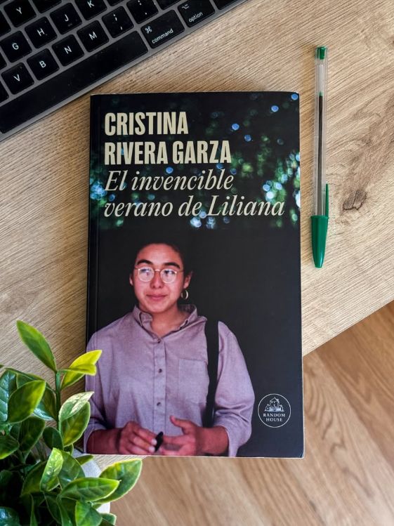 Cristina Rivera Garza, libro el invencible verano de liliana